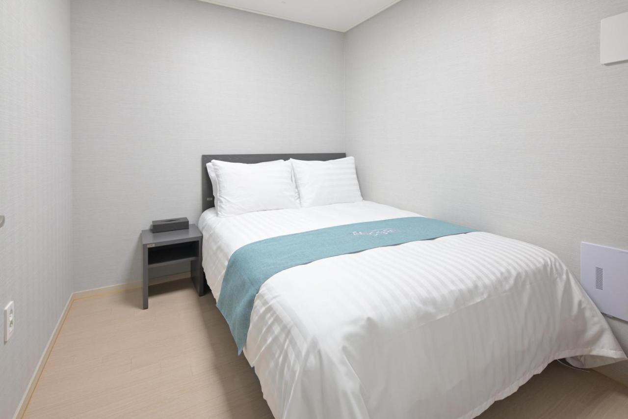 Bayone Park Apartment ยอซู ภายนอก รูปภาพ