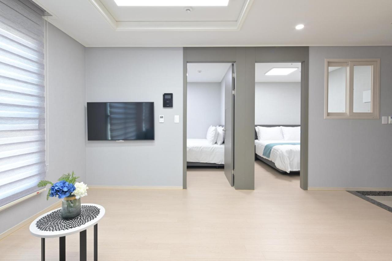 Bayone Park Apartment ยอซู ภายนอก รูปภาพ