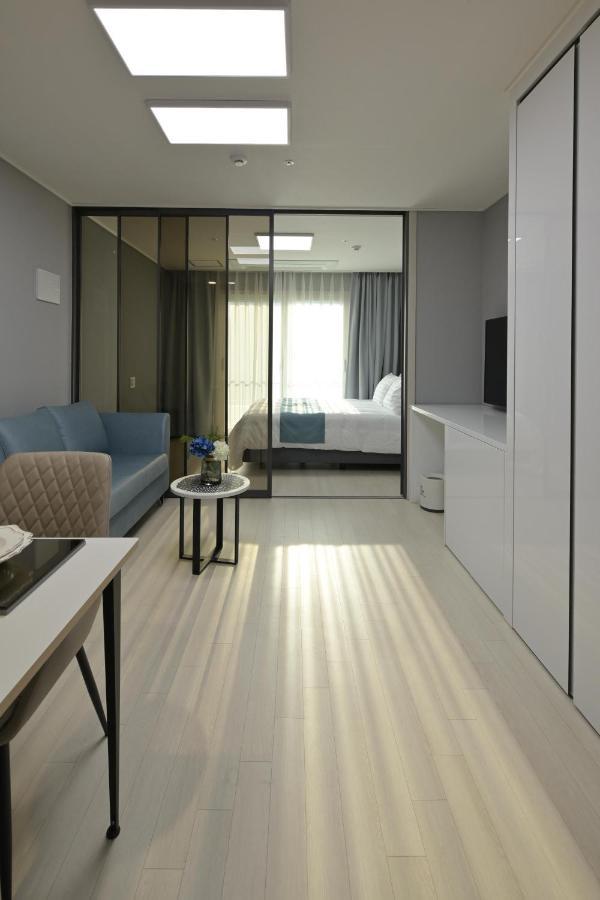 Bayone Park Apartment ยอซู ภายนอก รูปภาพ