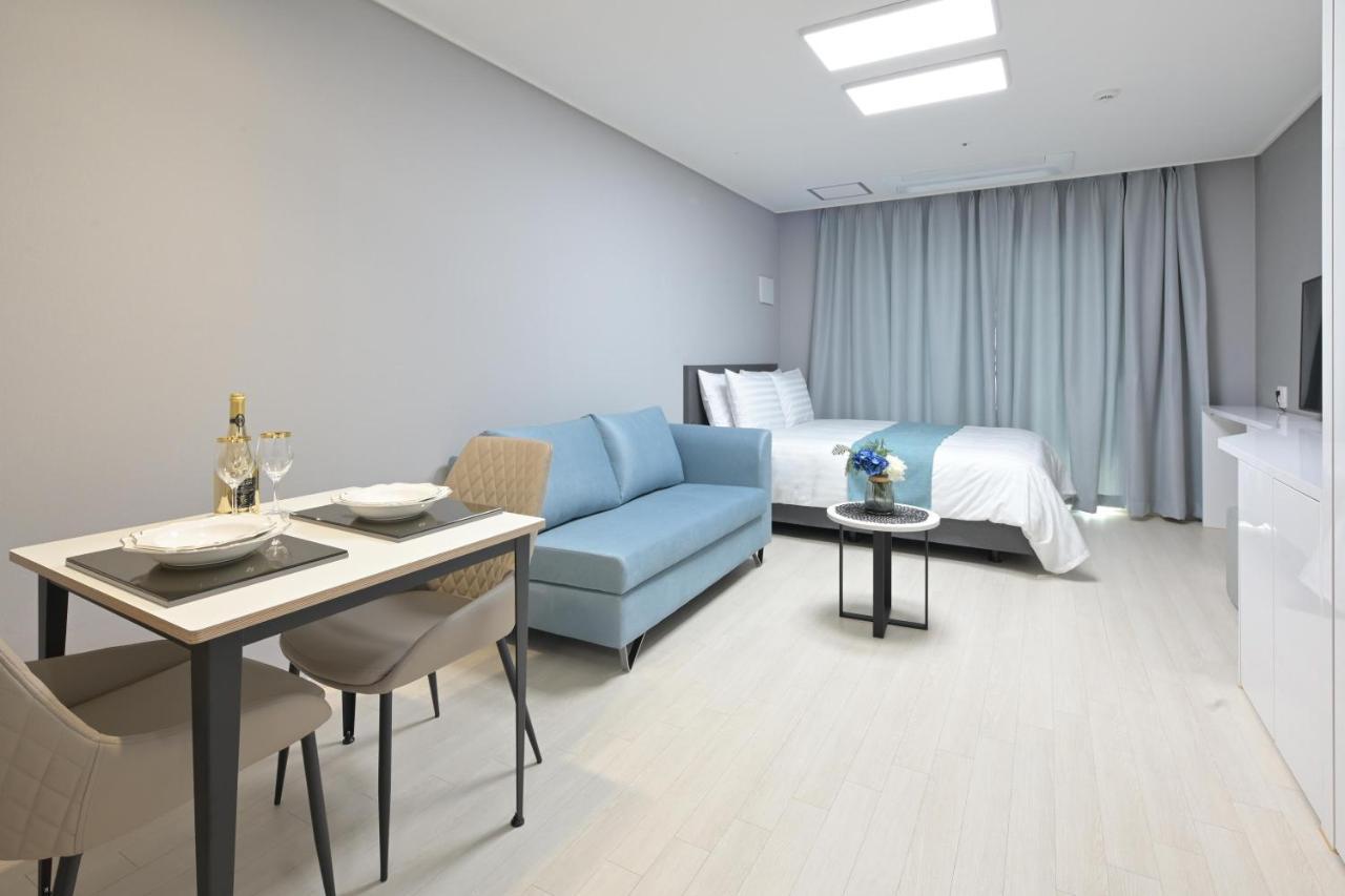 Bayone Park Apartment ยอซู ภายนอก รูปภาพ