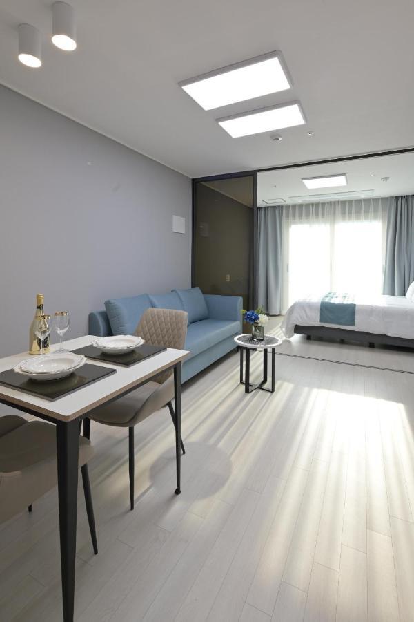 Bayone Park Apartment ยอซู ภายนอก รูปภาพ