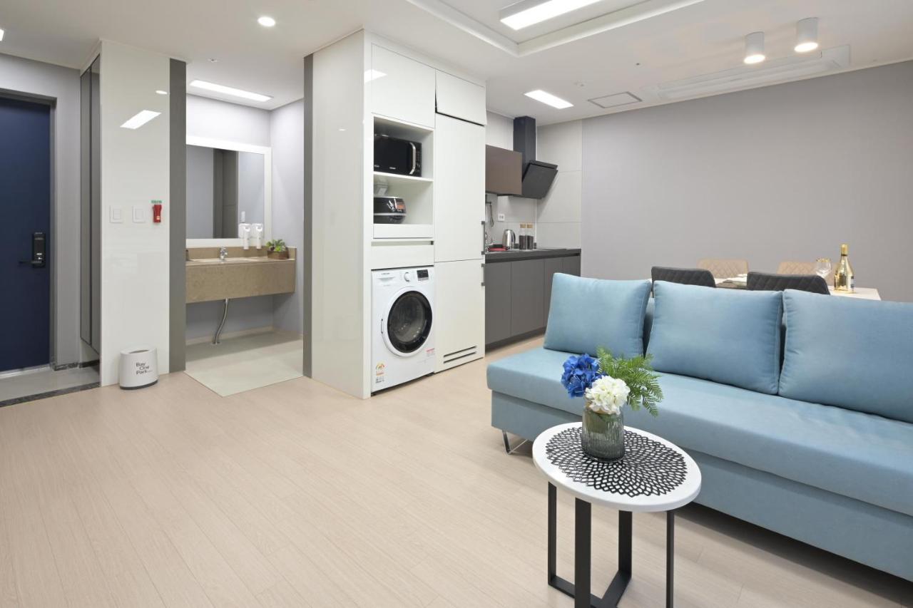 Bayone Park Apartment ยอซู ภายนอก รูปภาพ