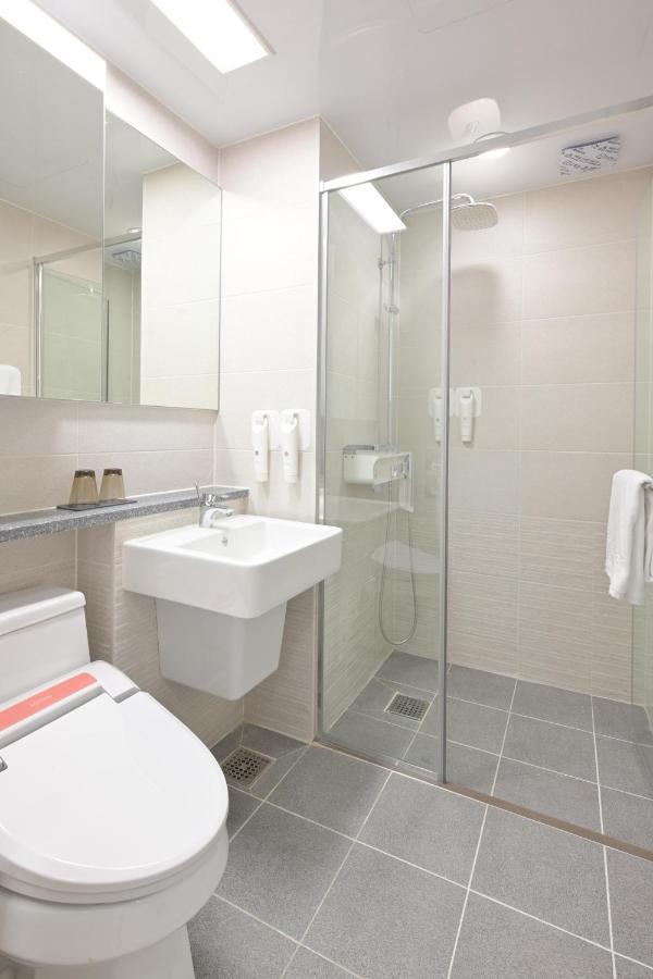 Bayone Park Apartment ยอซู ภายนอก รูปภาพ